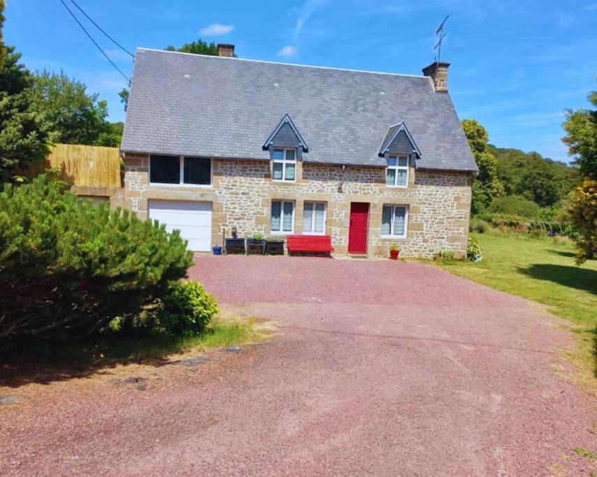 Maison En Pierre Au Milieu Du Bocage Coulouvray-Boisbenâtre Esterno foto